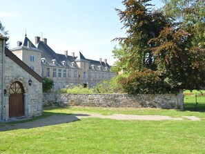 Exterior - Romantic House on the Grounds of one of the the Prettiest Castles in Wallonia (Gesves)