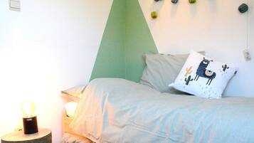3 bedrooms, individually furnished