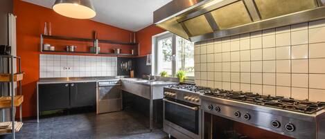 House | Private kitchen | Highchair