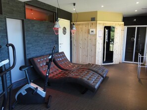 House | Property amenity - Swanky Holiday Home in Waimes With Indoor Swimming Pool (Waimes)