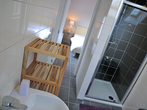 Bathroom - Holiday Home in Somme-leuze With Pool & Sauna (Somme-Leuze)