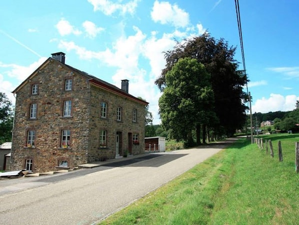 House | Exterior