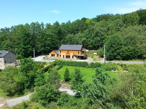 Exterior - Holiday Home in Stoumont With Private Sauna (Stoumont)
