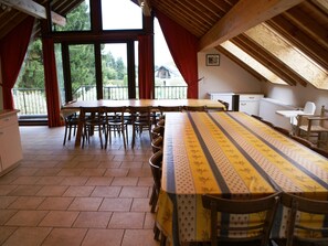 Dining - Group House near Ski Slopes at Ovifat (Waimes)
