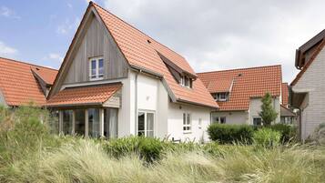 Villa | Exterior
