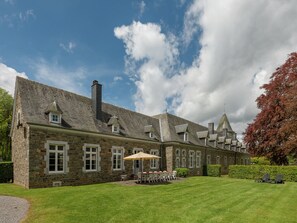 House | Exterior