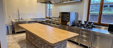 House | Private kitchen | High chair