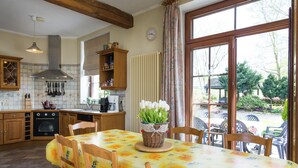 Dining - Cozy Holiday Home in a Quiet Village (Gedinne)