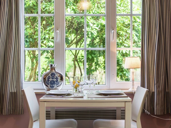 House | Dining - Nice House with Sauna, Fireplace, & Large Garden near Aubel (Dalhem)