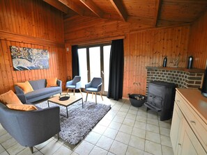 Chalet | Living area
