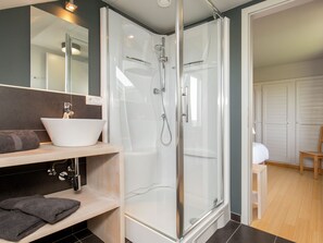 House | Bathroom | Bathtub