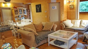 House | Living room