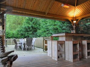 Balcony - Cozy Holiday Home in Barvaux-sur-ourthe With Sauna (Durbuy)
