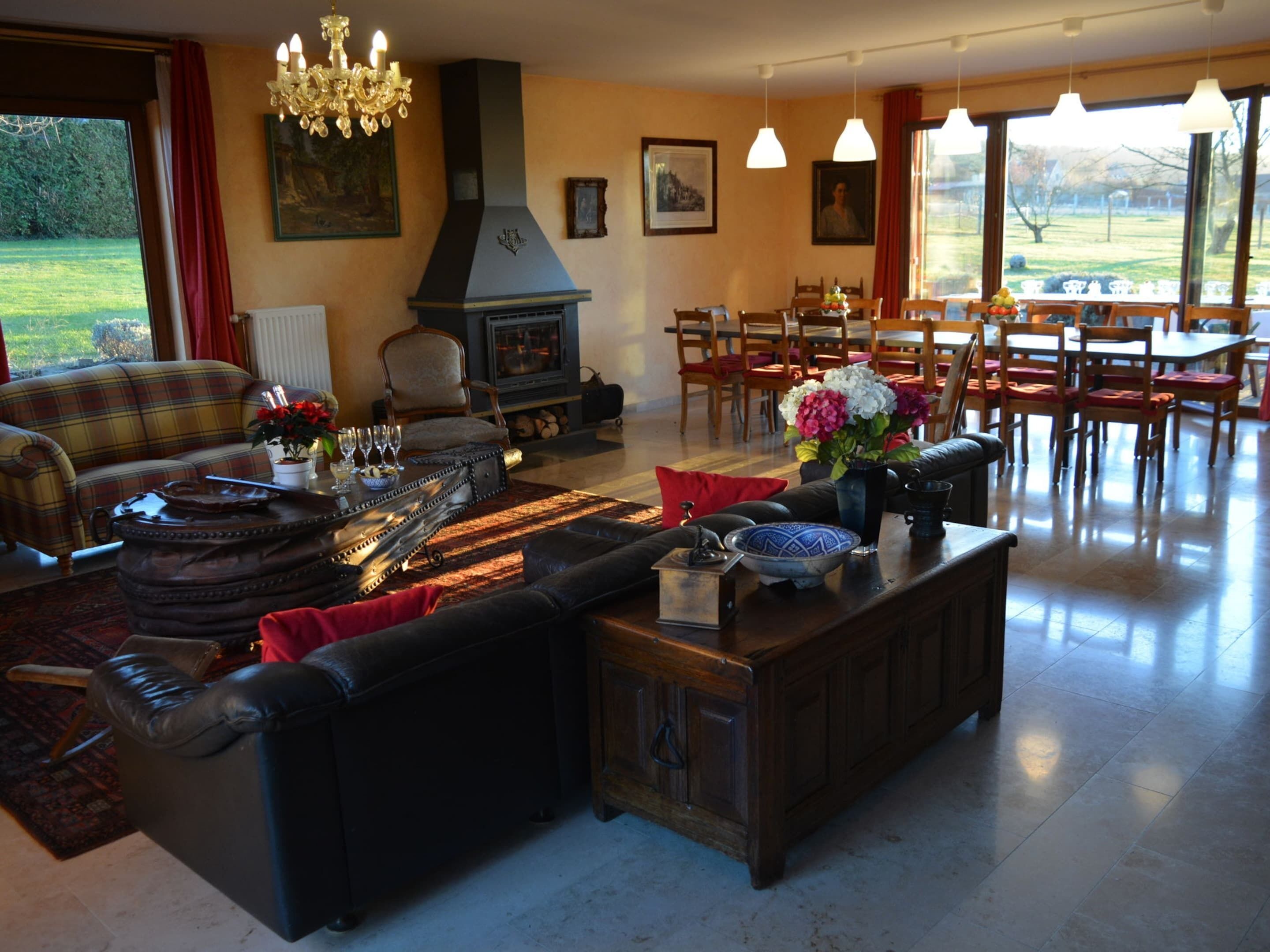 別墅 | 起居區 |  DVD 播放機