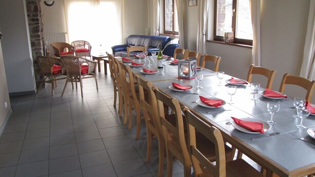 Microwave, oven, dishwasher - Lovely Holiday Home in Heilrimont With Garden (Stoumont)