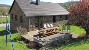 Balcony - Lovely Holiday Home in Heilrimont With Garden (Stoumont)