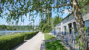 House | Exterior - Holiday Home in Vielsalm With Lake View (Vielsalm)