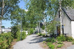 Exterior - Holiday Home in Vielsalm With Lake View (Vielsalm)