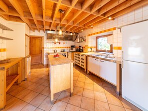 House | Private kitchen