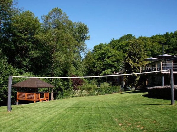 Balcony - Luxurious Holiday Home With Sauna in Spa (Spa)