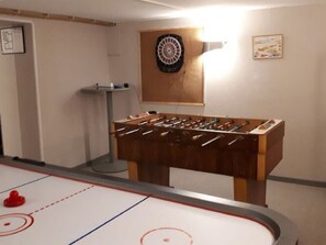 House | Games room