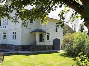 House | Exterior