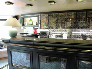 House | Dining