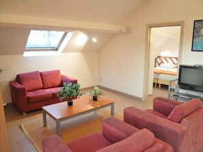 Living room - Well-kept Apartment Near Durbuy (Durbuy)