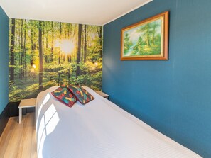 2 habitaciones, muebles diferentes y ropa de cama