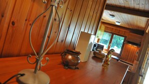 Dining - Comfortable Holiday Home in Somme-leuze With Garden (Somme-Leuze)