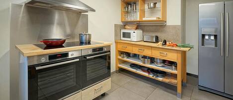 House | Private kitchen | Highchair