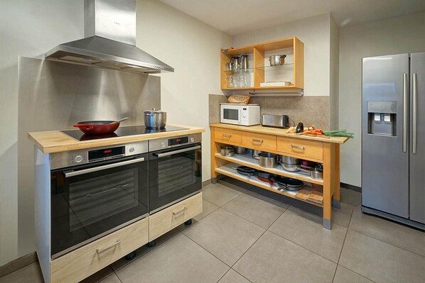 Maison | Cuisine privée | Chaise haute