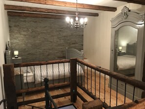 Maison | 4 chambres, ameublement personnalisé, draps fournis