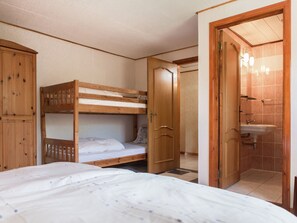 Villa | 10 chambres, ameublement unique, fer et planche à repasser