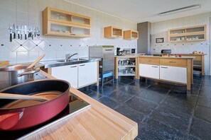 Hus | Eget kjøkken | Høy barnestol