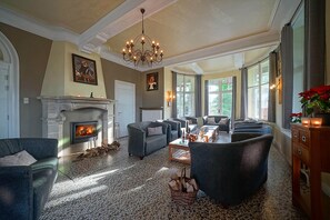 House | Living room - Chateau in Stavelot With Private Pool & Sauna (Stavelot)