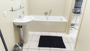 House | Bathroom - Modern Holiday Home in Wéris With Terrace (Durbuy)