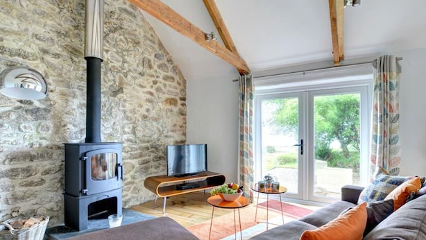 House | Living room - Attractive Holiday Home in Saint Breward With Private Garden (Bodmin)
