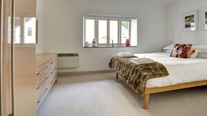 House - Attractive Holiday Home in Saint Breward With Private Garden (Bodmin)