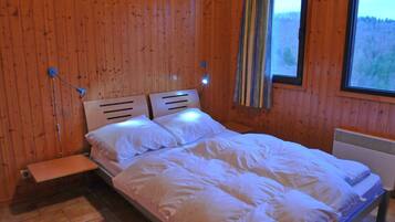 3 habitaciones y muebles diferentes