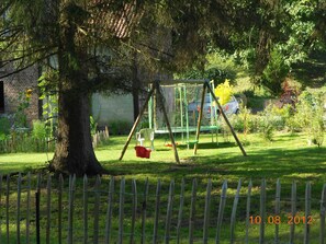 Garden - Regional House With Exposed Timber Frame Elements Full of Authenticity and Charm in a Green Area (Beauraing)