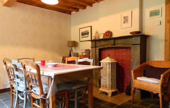 House | Dining
