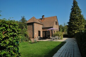 House | Bahagian luar
