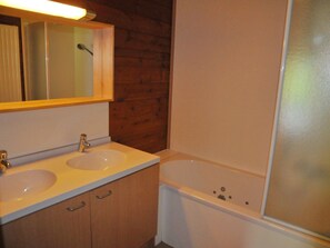 ハウス | バスルーム