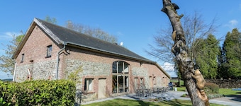 Rustic Mansion in Bièvre With Garden