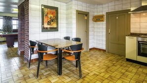 Unclassified image, 5 of 29, button - Rustic Mansion in Bièvre With Garden (Bievre)