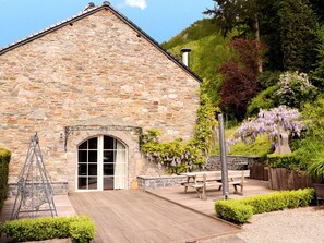 Exterior - Cozy Holiday Home in Anseremme With Sauna (Dinant)