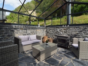 House | Balcony - Cozy Holiday Home in Anseremme With Sauna (Dinant)