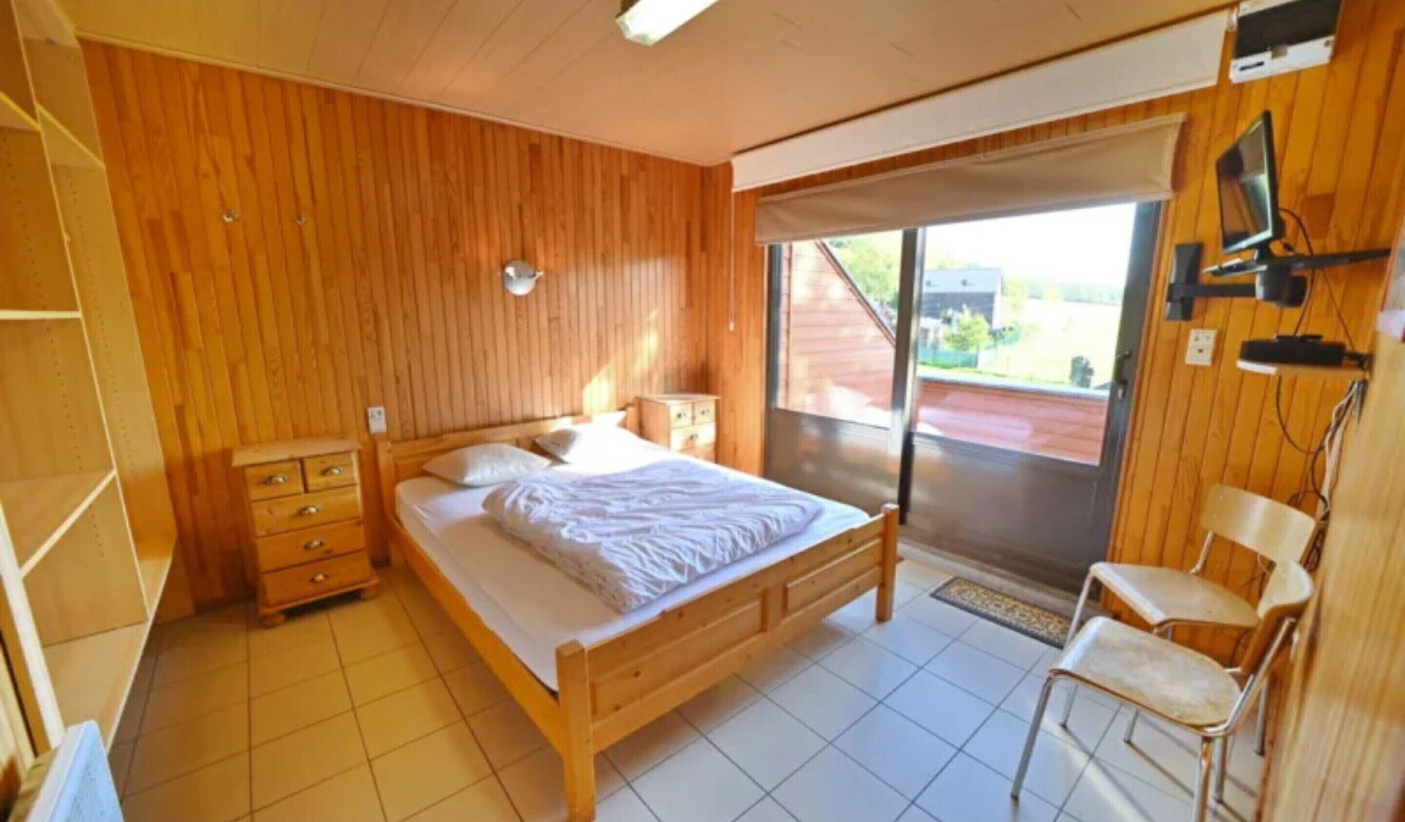 House | 4 bedrooms, individually furnished
