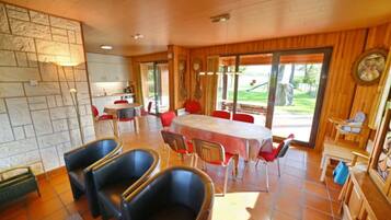 House | Dining